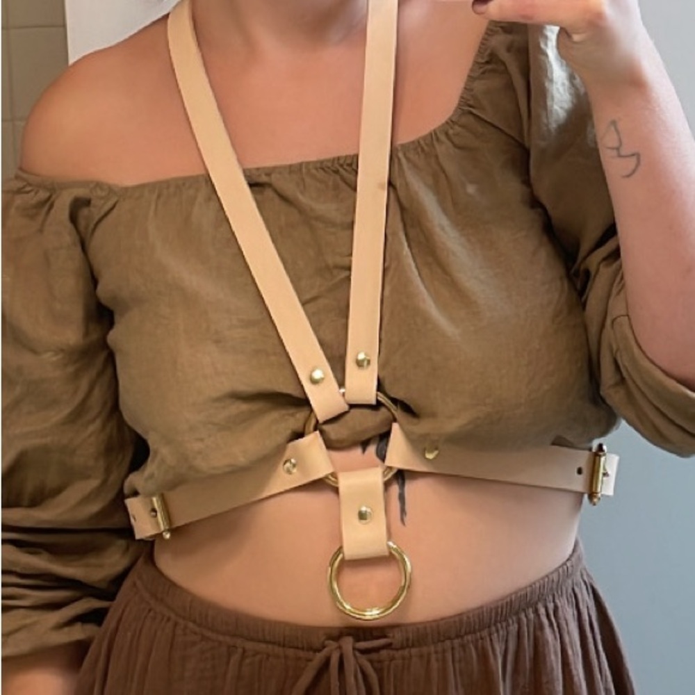 @yama.homebody origin harness Maya beth